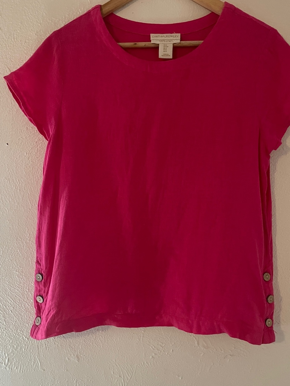 Cynthia Rowley 100% Linen Fuchsia Pink Cap Sleeve Side Button Top Small